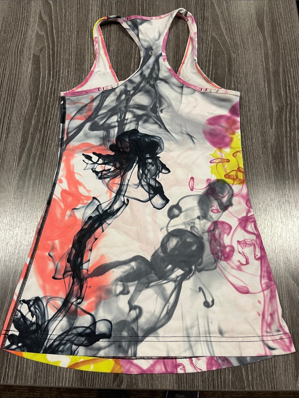 Lululemon unicorn tears crb tank 4/6